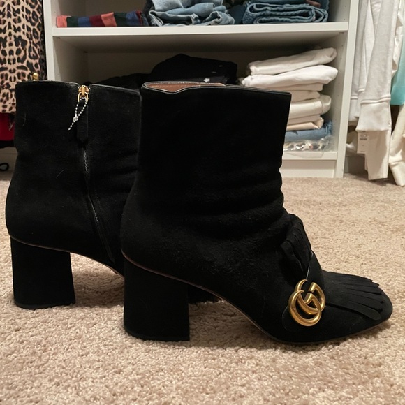 EUC BLACK SUEDE GUCCI KID SCAMOSCIATO GG MARMONT FRINGE ANKLE BOOTS 41 - Picture 7 of 10